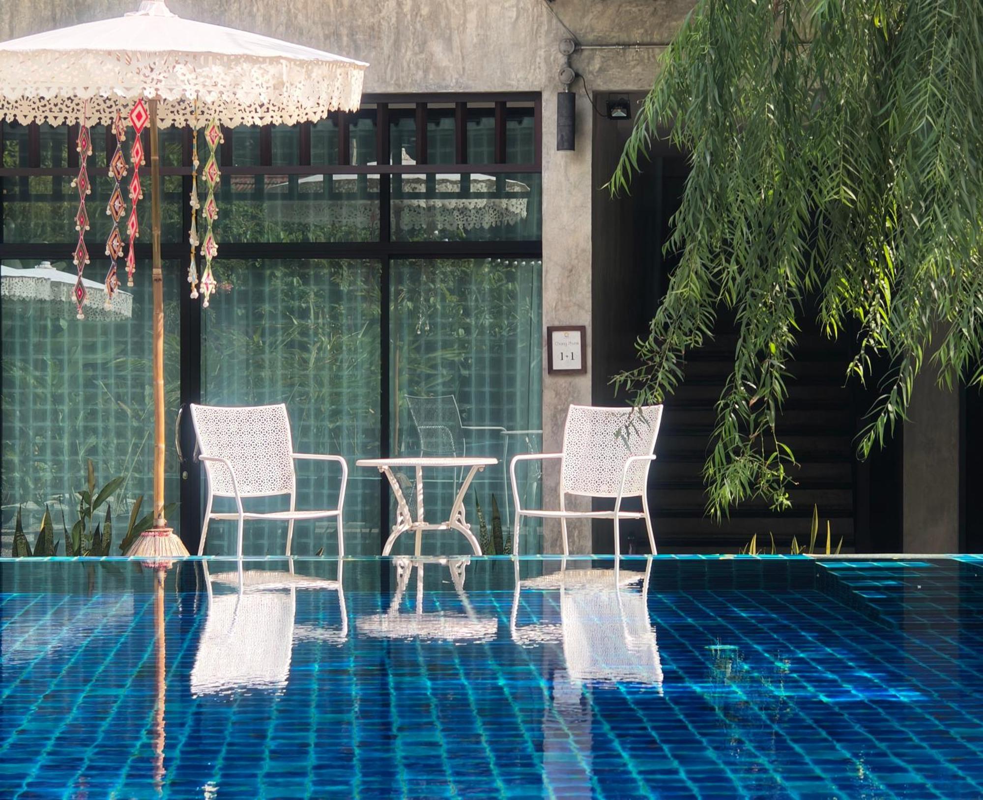 Arun Rawee อรุณ รวี Hotel Chiang Mai Buitenkant foto