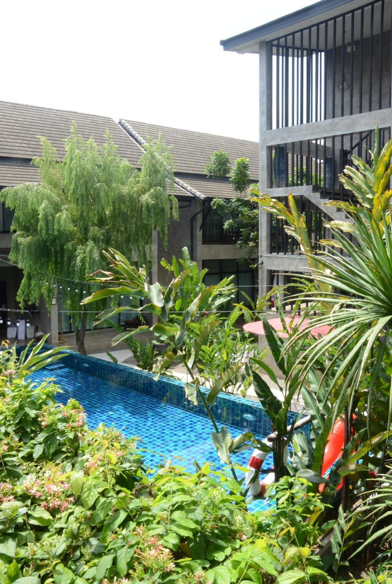 Arun Rawee อรุณ รวี Hotel Chiang Mai Buitenkant foto